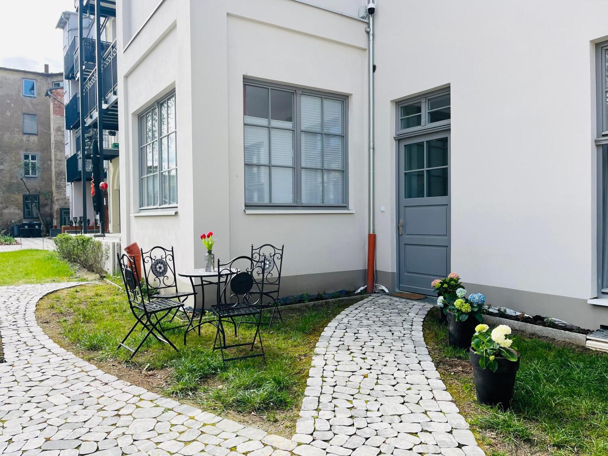 Apartment Filmap-apartments-zentrale Lage-boxspringbett-beamer-popcorn-gratis Parkplatz *